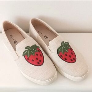 Katy Perry The Kerry Strawberry Slip-on Women's 7M Beige Canvas NWOT